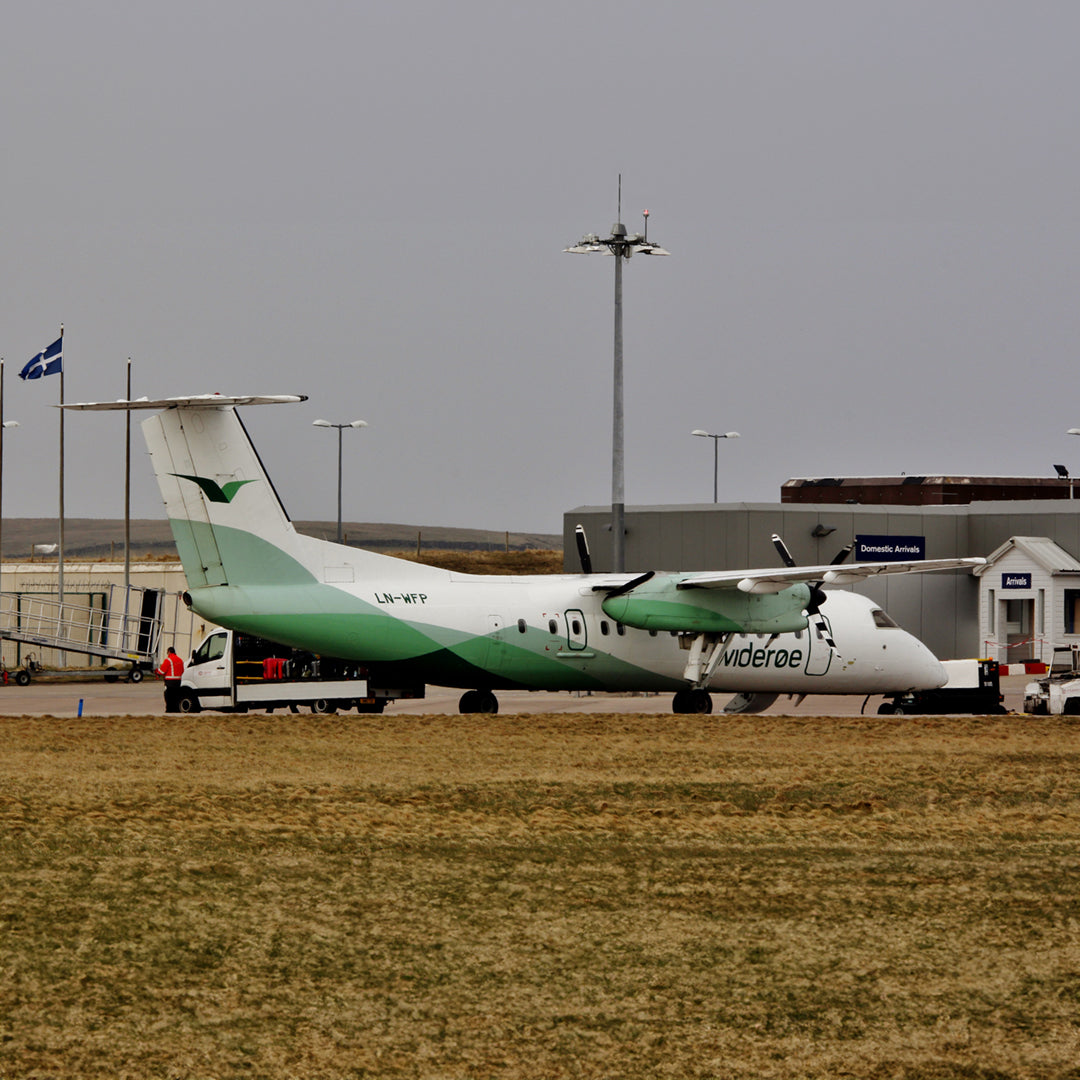 Aviationtag X Widerøe Dash 8 LN-WFP Edition