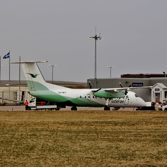 Aviationtag X Widerøe Dash 8 LN-WFP Edition