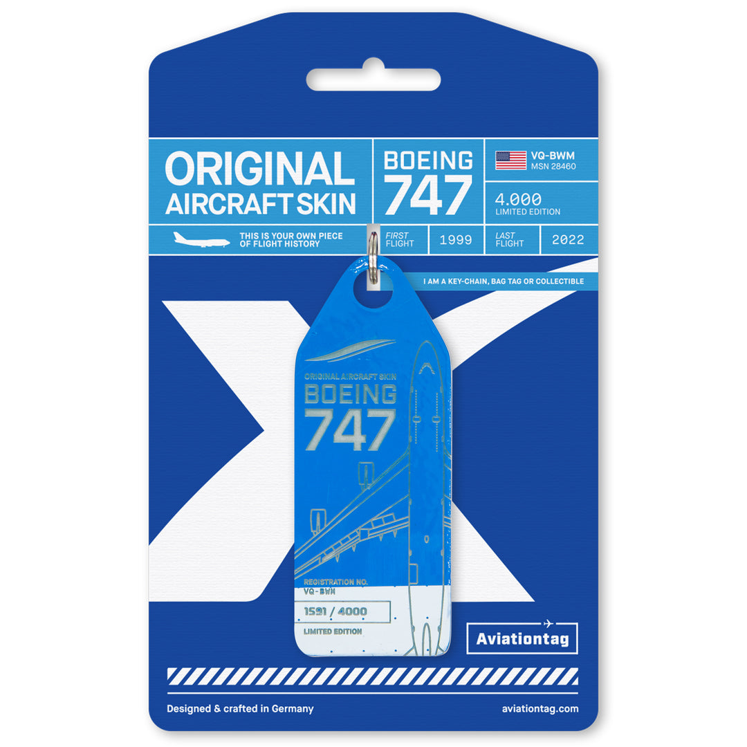 Aviationtag Boeing 747 VQ-BWM / PH-BFV Edition aircraft tags - Light blue / white plane tag on packaging
