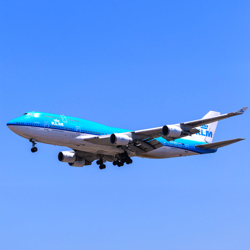 Aviationtag Boeing 747 VQ-BWM / PH-BFV Edition aircraft tags ex-KLM and JetOneX- Aircraft in KLM livery design up in the air