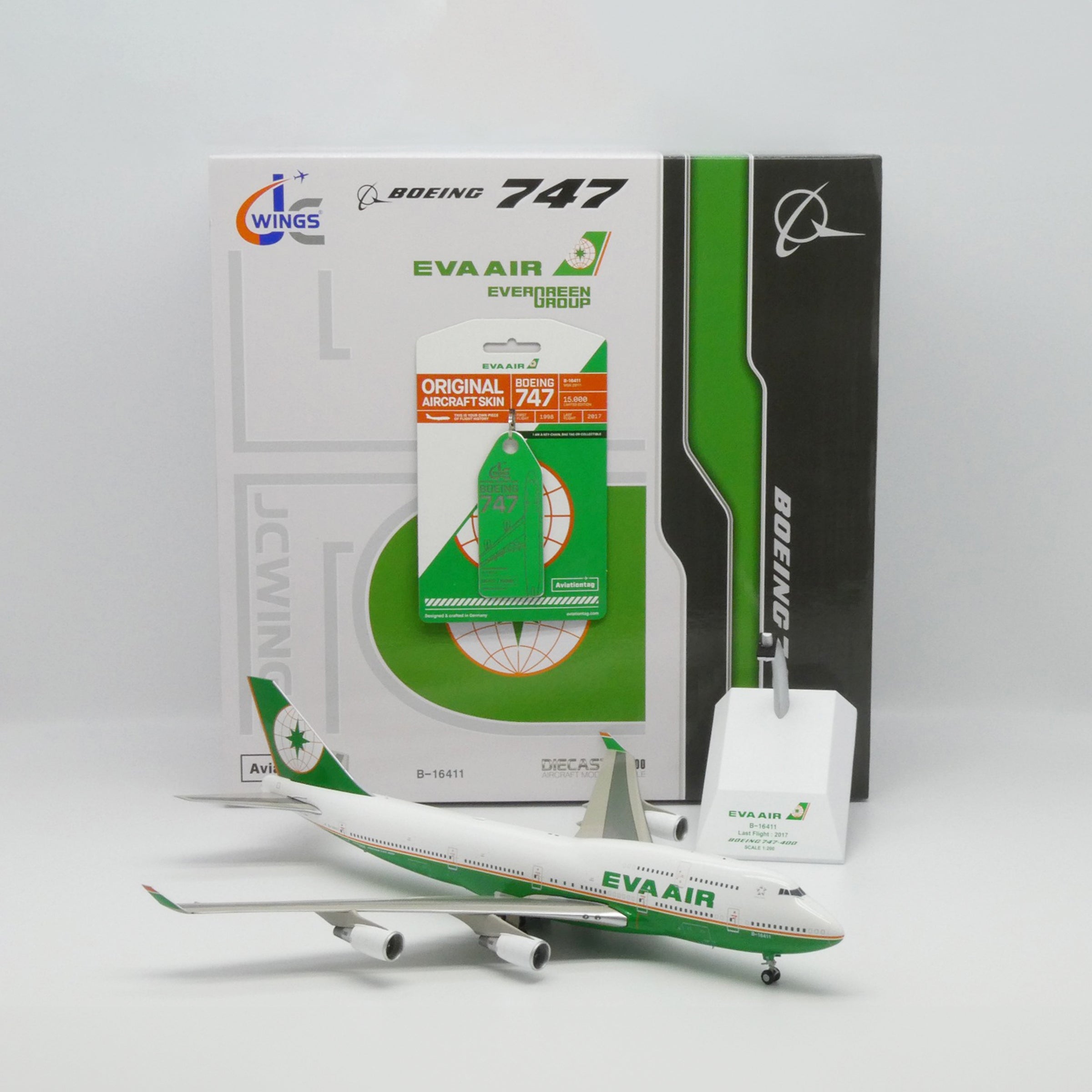 JC Wings X Aviationtag EVA Air Boeing 747-400 Edition 1:200 Aviationtag JC Wings X Aviationtag EVA Air Boeing 747-400 Edition 1:200 Aviationtag