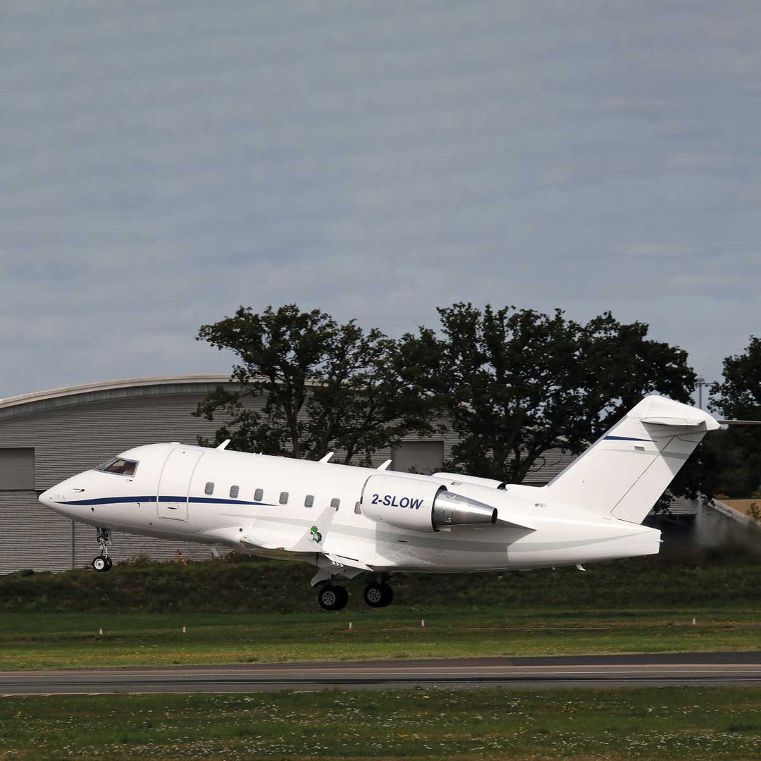 The Bombardier Challenger 604 2-SLOW Edition!