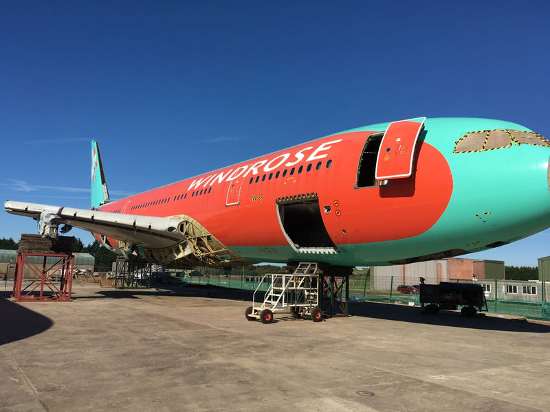 Windrose Airbus A330 UR-WRQ Aviationtag