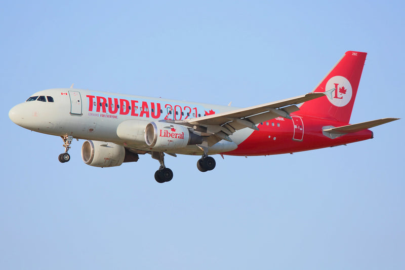 C-GBIK photo by Bill Wong