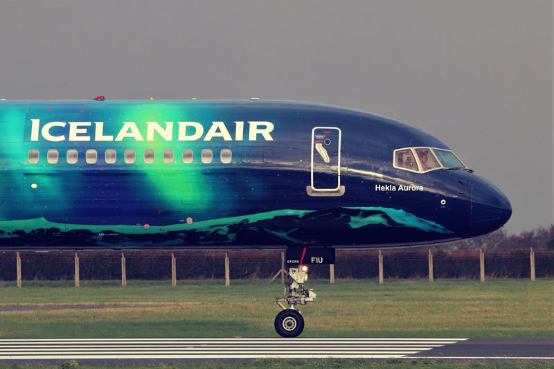 Aviationtag x Icelandair - Close up of plane on runway