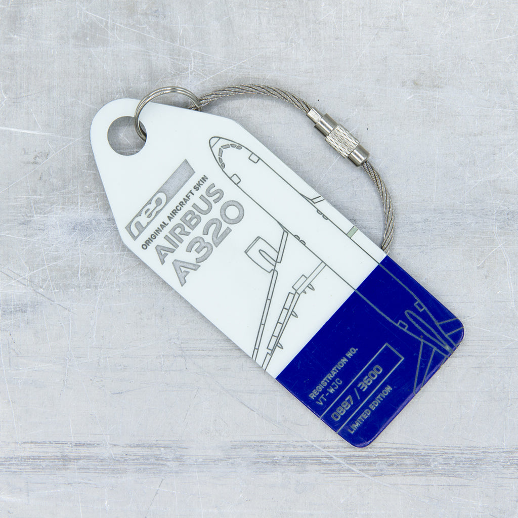 Aviationtag Airbus A320neo Edition VT-WJC GoAir Aircraft Tag Edition - Blue / White plane tag close up front