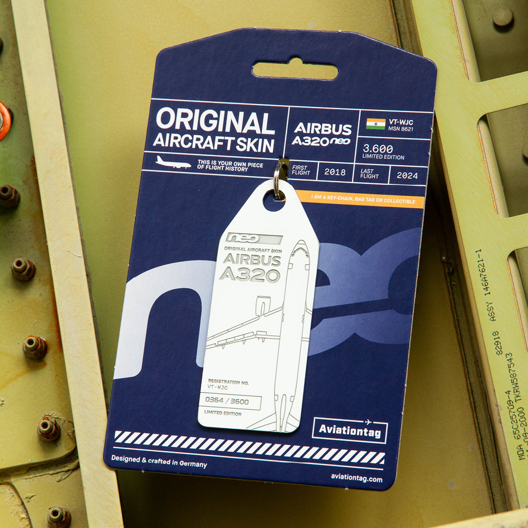 Aviationtag Airbus A320neo Edition VT-WJC GoAir Aircraft Tag Edition - White  plane tag with packaging on aircraft panel