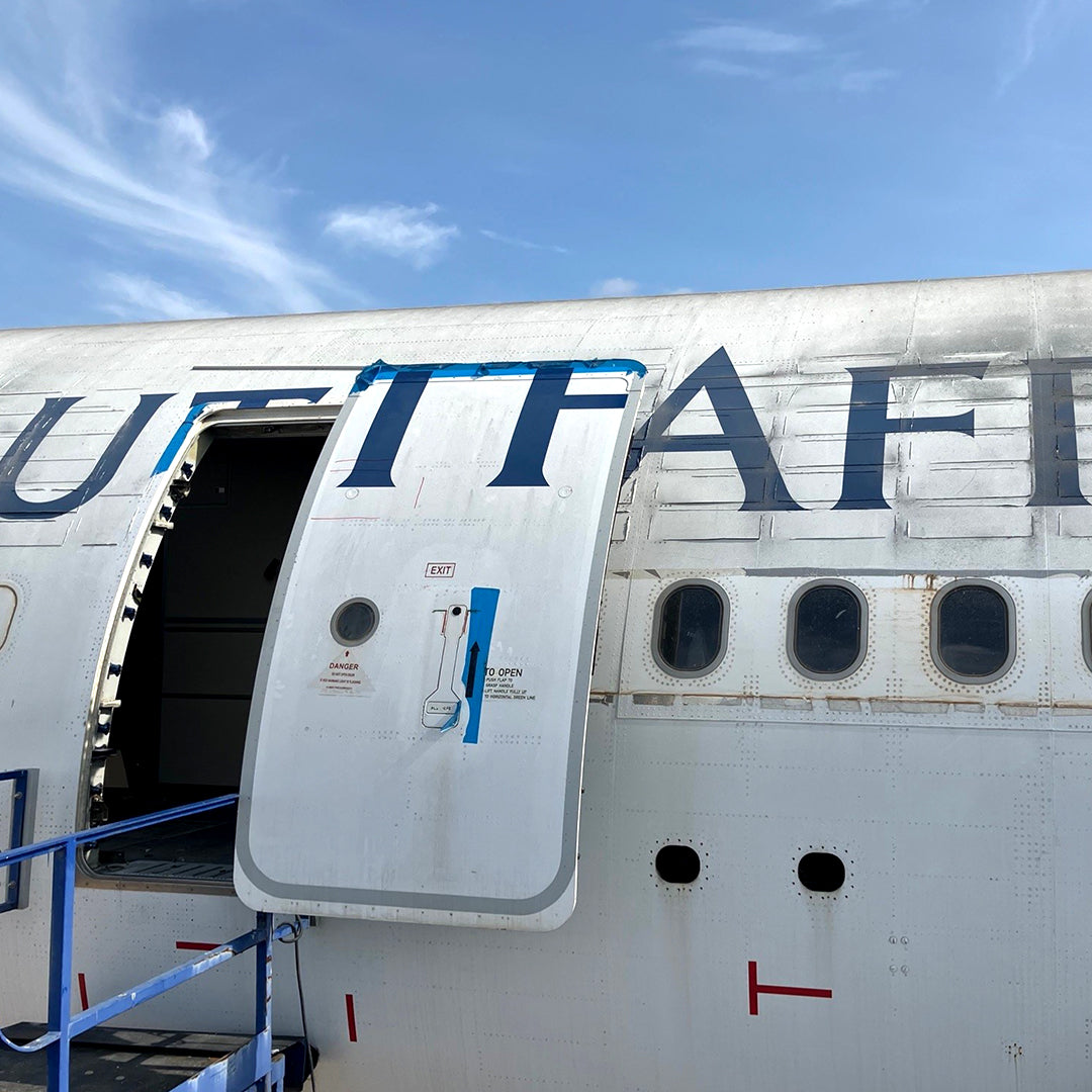 South African Airways Airbus A330 ZS-SKV Aviationtag Edition Aircraft in Teardown 