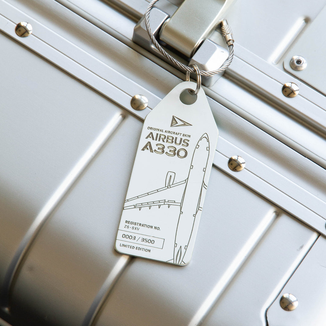 Airbus A330 - ZS-SXV mit QR Code