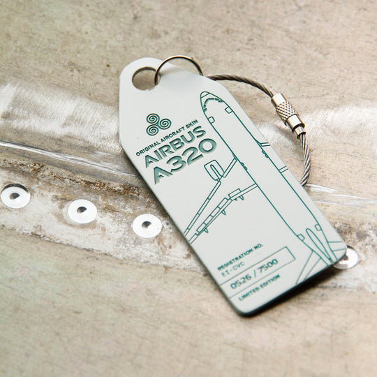 Aer Lingus Airbus A320 EI-CVC White Aviationtag Mood Photo - Original aircraft tag upcycled from authentic aircraft material