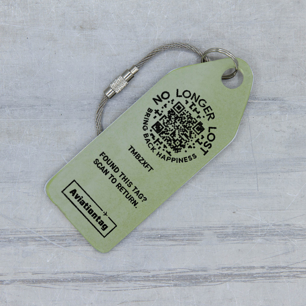 Aviationtag B-6279 Airbus A320 Edition China Southern Airlines white aircraft tag close up with NoLongerLost QR Code
