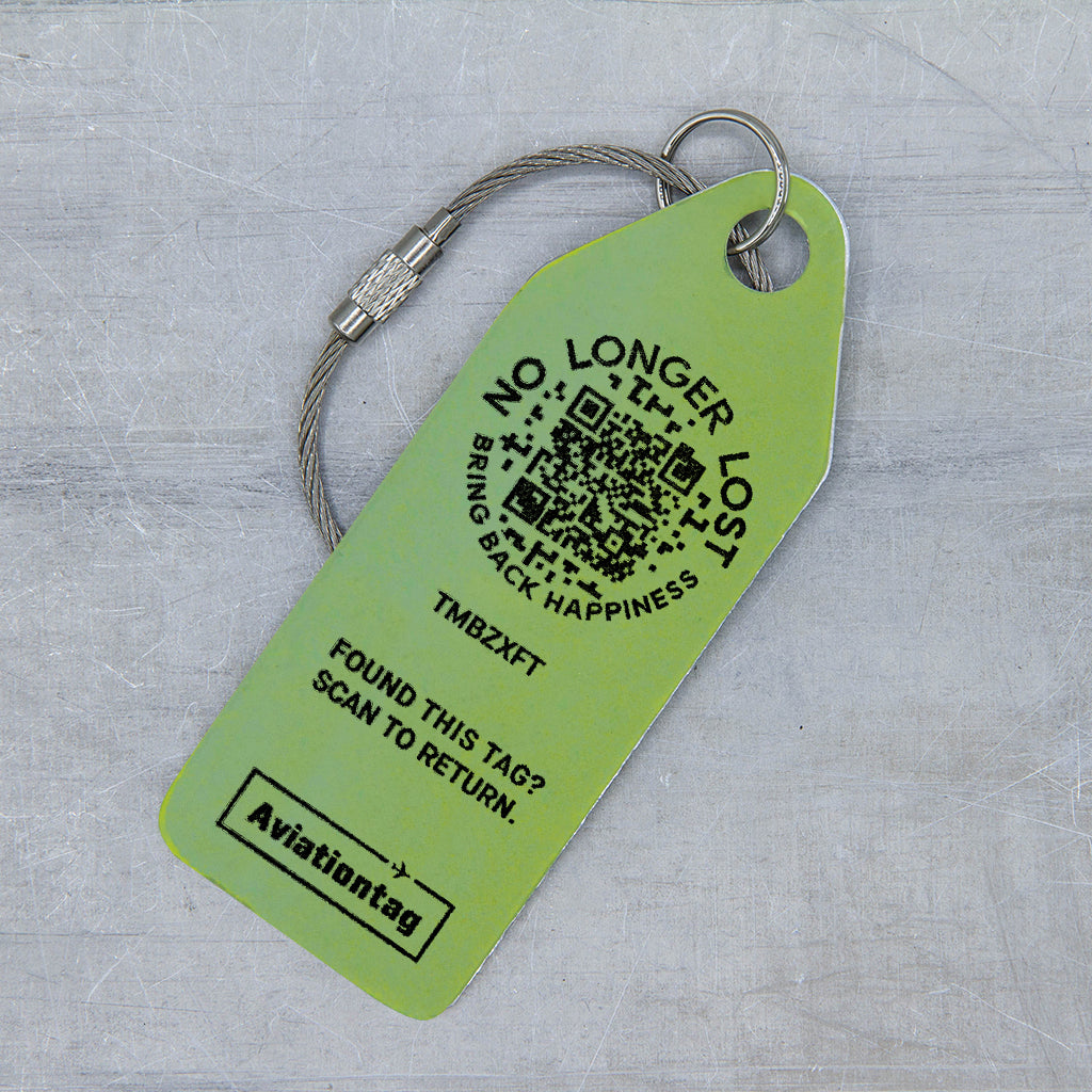 Aviationtag x Icelandair Hekla Aurora Boeing 757 TF-FIU Edition - dark blue QR Code by Nolongerlost variant aircraft tag close up