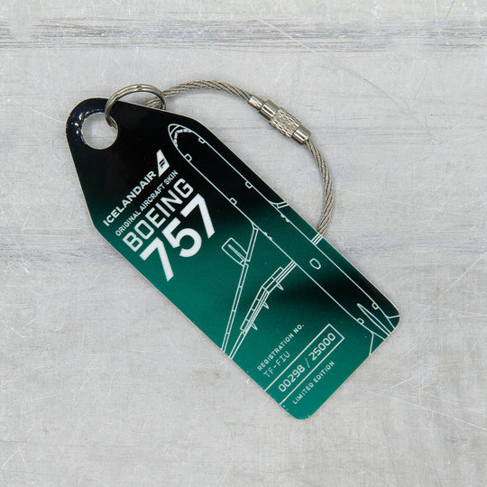 Aviationtag x Icelandair Hekla Aurora Boeing 757 TF-FIU Edition - Mountain Dust aircraft tag close up