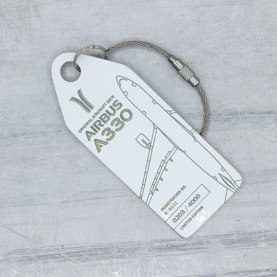 Aviationtag made from China Southern Airbus A330-200 B-6531 fuselage – upcycled aircraft skin, limited edition plane tag, aviation memorabilia. White aircraft tag 