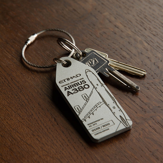 Aviationtag x Etihad Edition: Airbus A380 A6-APA Glare Grey aircraft tag from the side on key chain