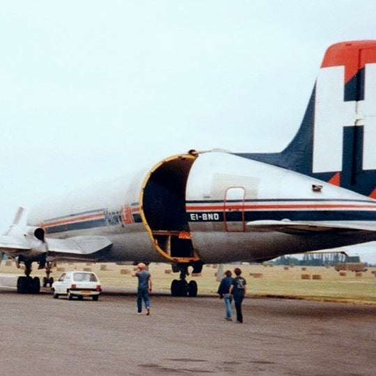 Conroy Skymonster CL44 Guppy Aviationtag Edition - Aircraft in earlier days with cargo department open 