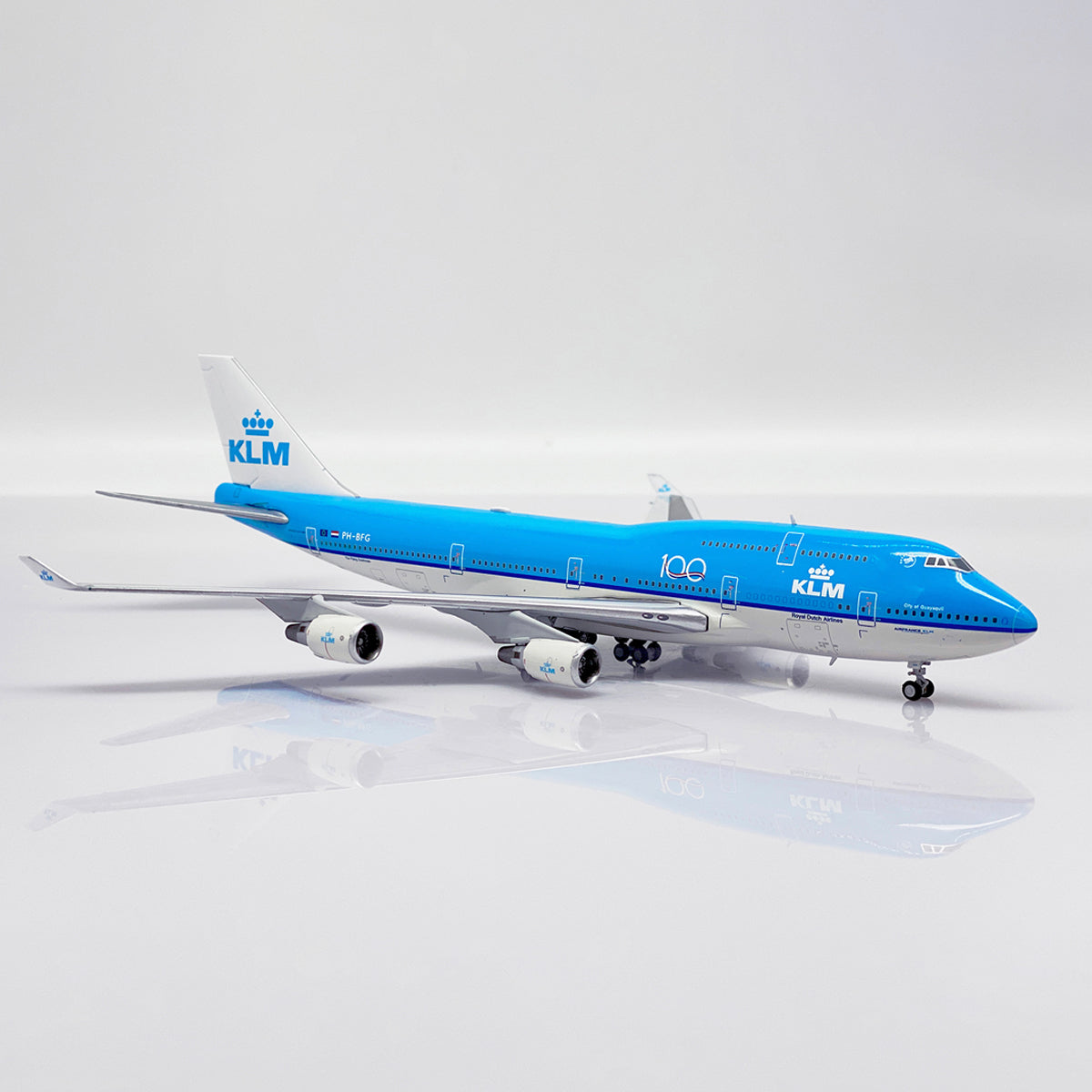 KLM Aviationtag B747-400M PH-BFF 塗装面完璧 Boeing 747 Aircraft Tag – Former KLM 747 Combi by Aviationtag