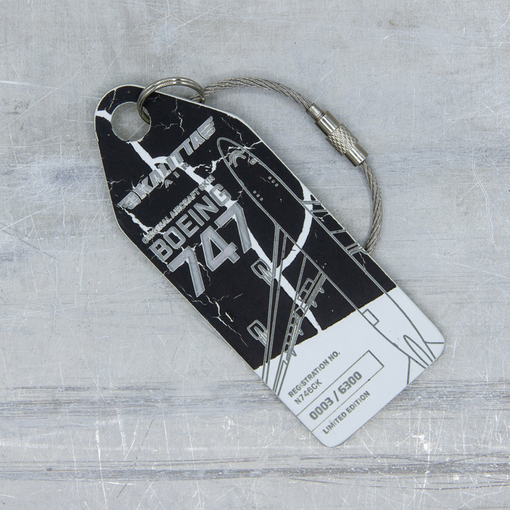 Aviationtag x Kalitta Air Boeing 747-200F Aircraft Tag Edition Black/White Close Up