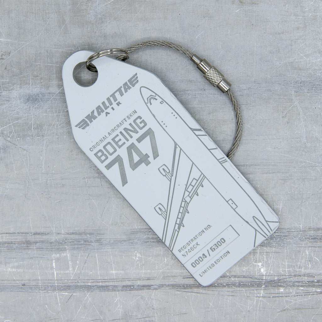 Aviationtag x Kalitta Air Boeing 747-200F Aircraft Tag Edition White plane tag close up