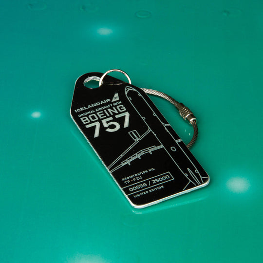 Aviationtag x Icelandair Hekla Aurora Boeing 757 TF-FIU Edition - black aircraft tag on aircraft panel