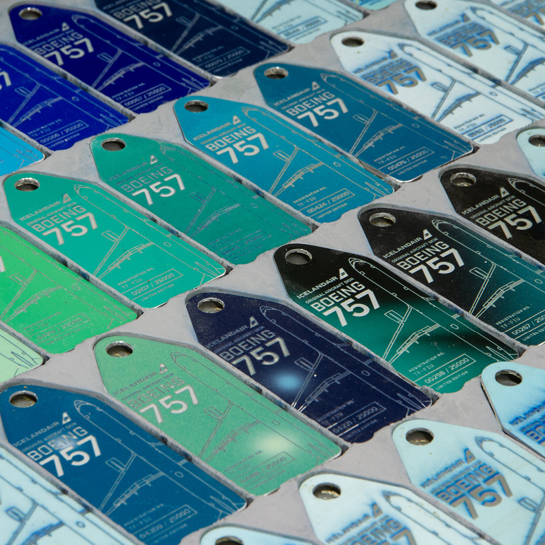Aviationtag x Icelandair Hekla Aurora Boeing 757 TF-FIU Edition - Some color variants of aircraft tag edition in overview