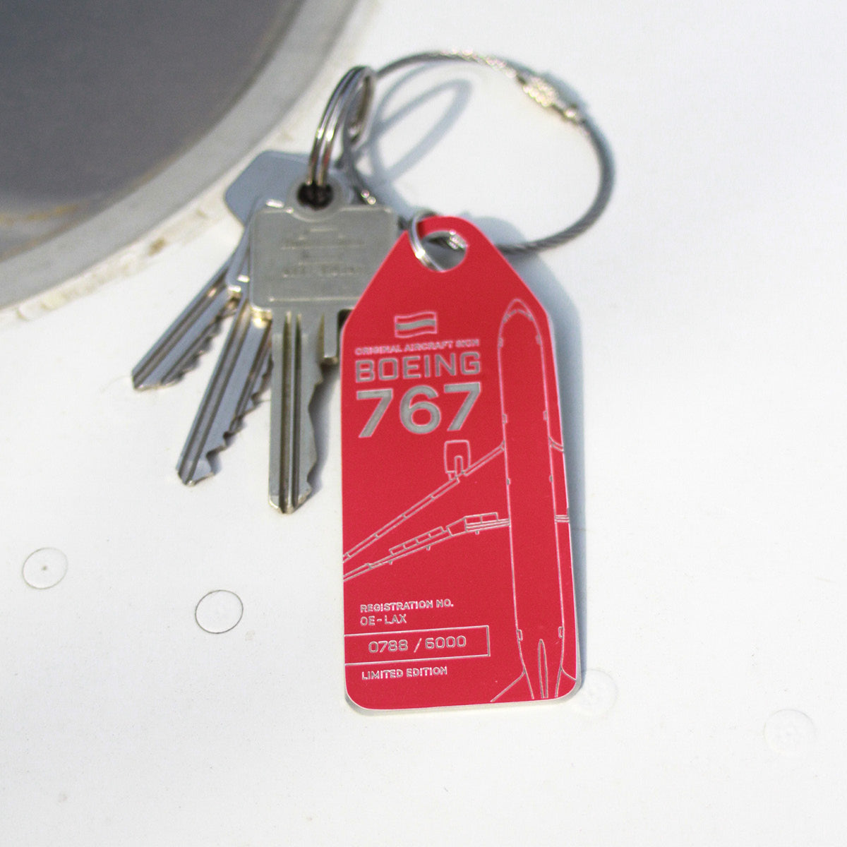 Boeing 767 - OE-LAX Schlüsselanhänger Rot kaufen – Aviationtag