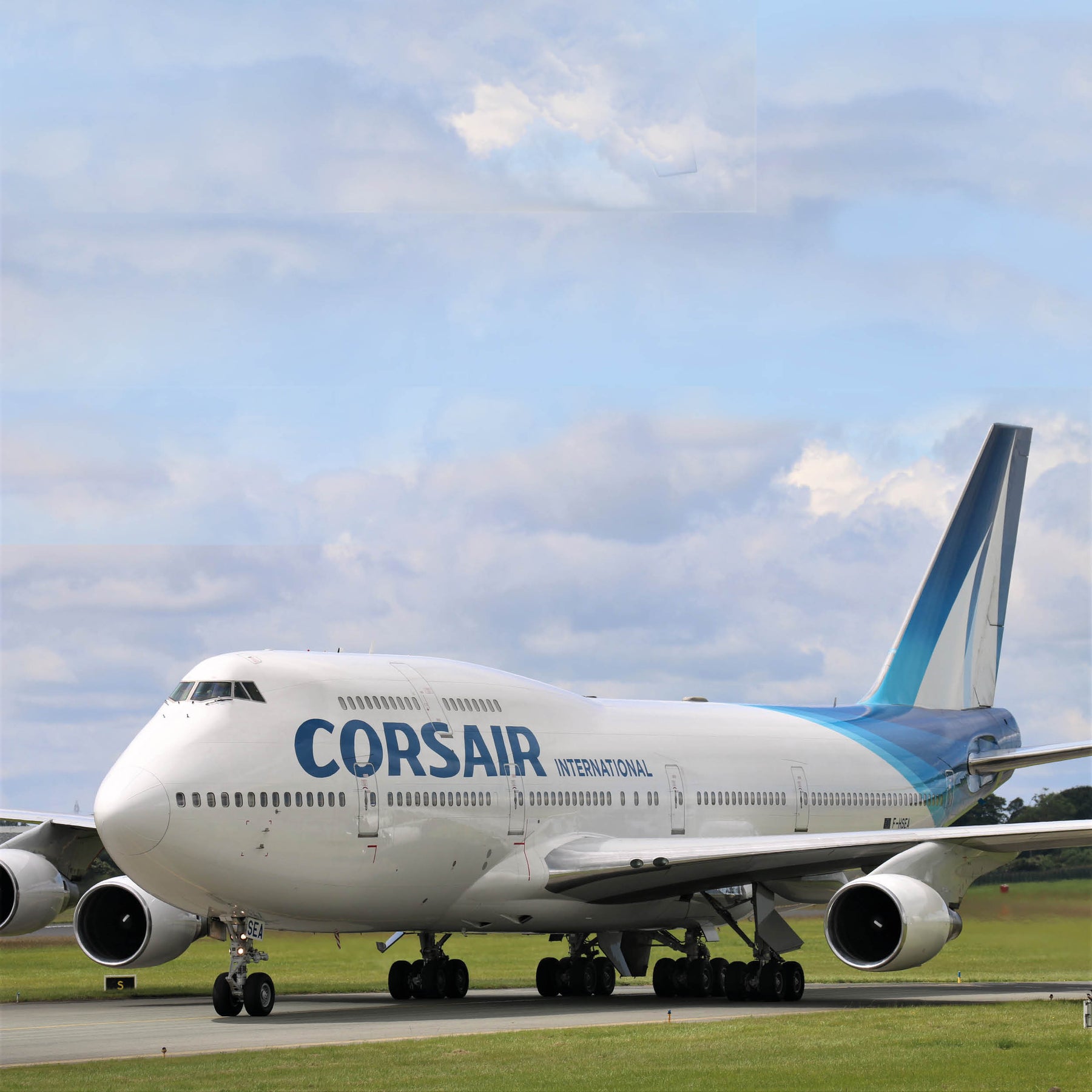 Corsair_Boeing_747_square_6_c3