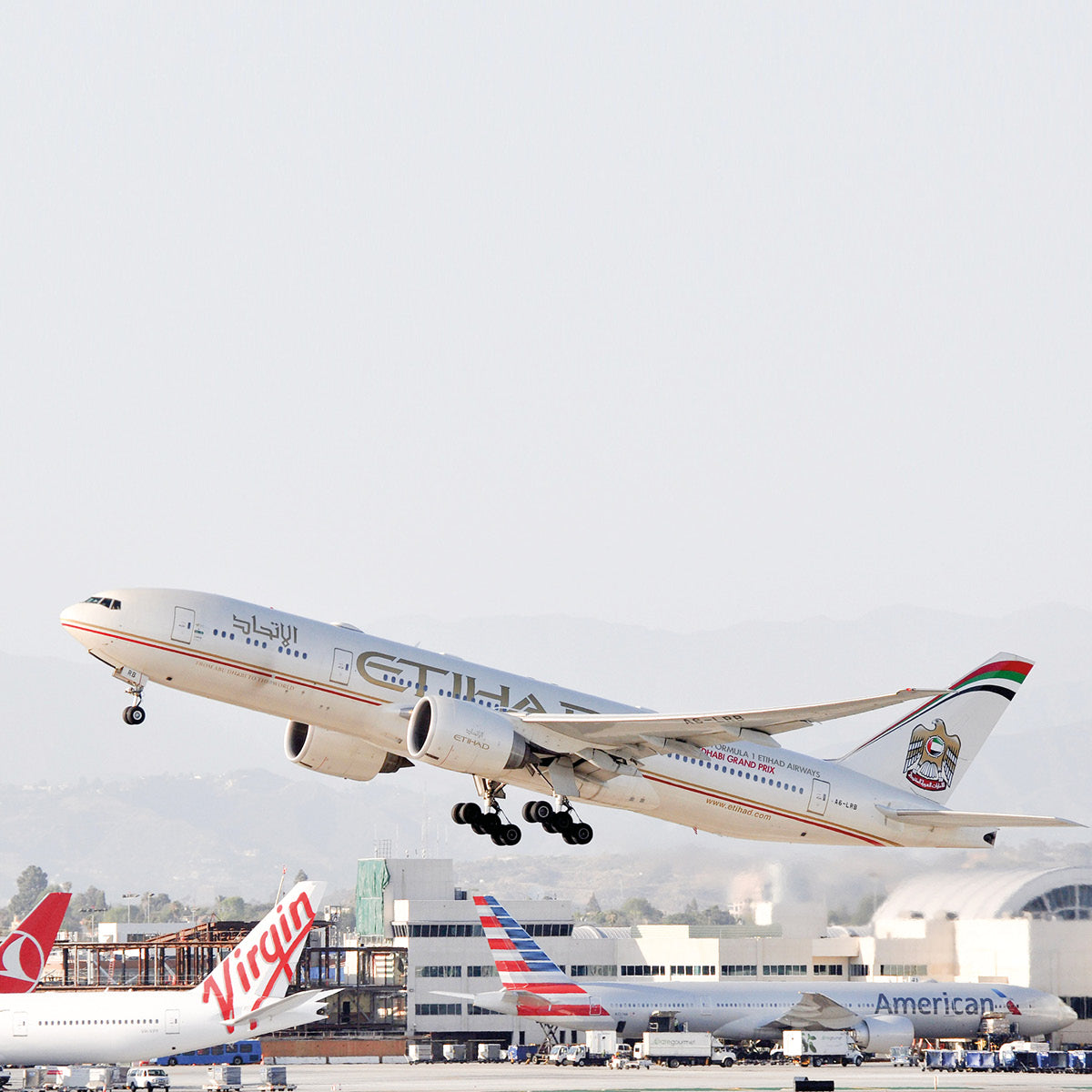 Airplane Skin Tags | Etihad Boeing 777 A6-LRB Keychain | Aviationtag