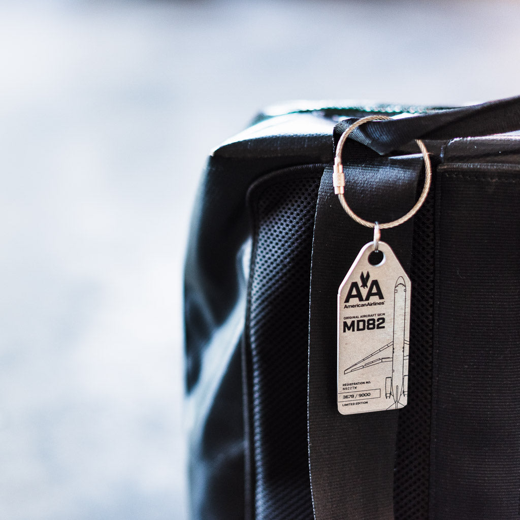 Plane Skin Tags | American Airlines MD82 N922TW Keychain | Aviationtag